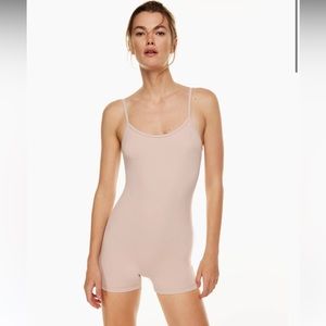 Aritzia TNA butter new rhythm 3” romper